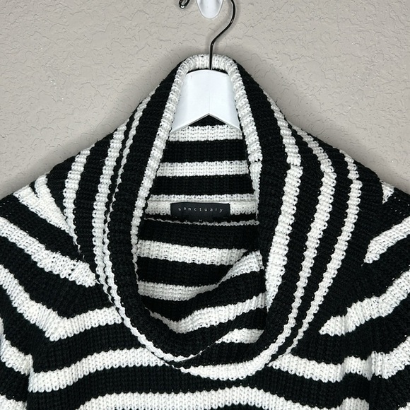 Sanctuary Jagger Cowl Neck Sweater in Black and Winter White Size Medium - Picture 3 of 12